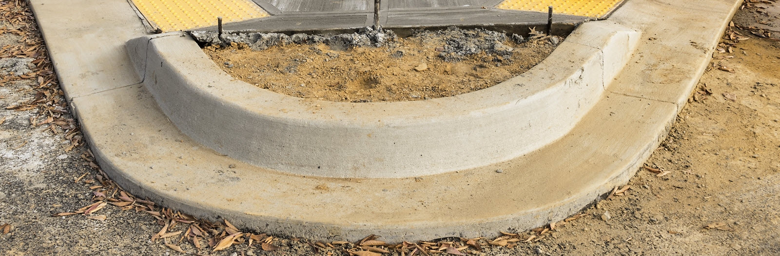 Image of a concrete curb and gutter